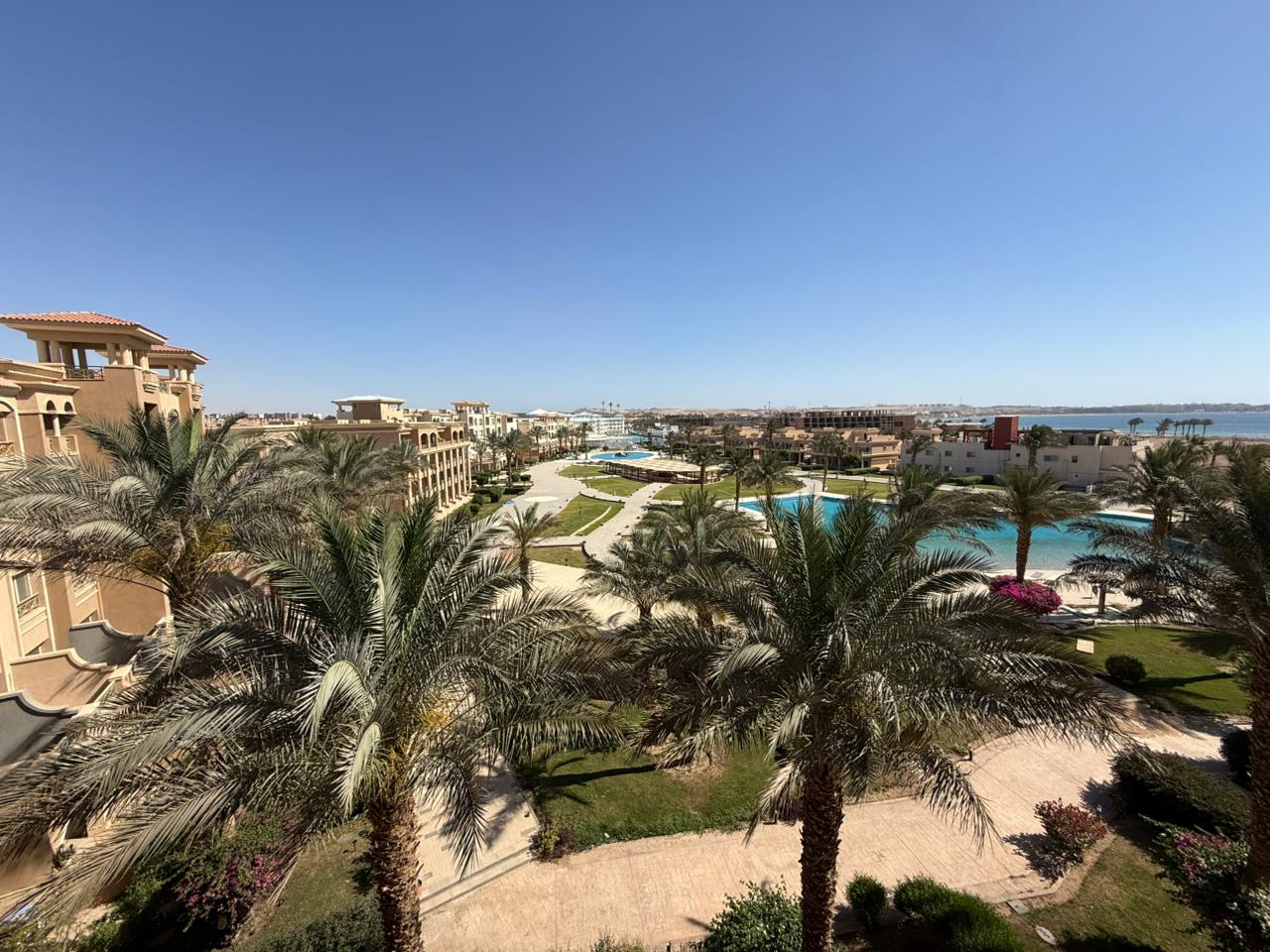 10_Balcony_Panoramic_Resort_View
